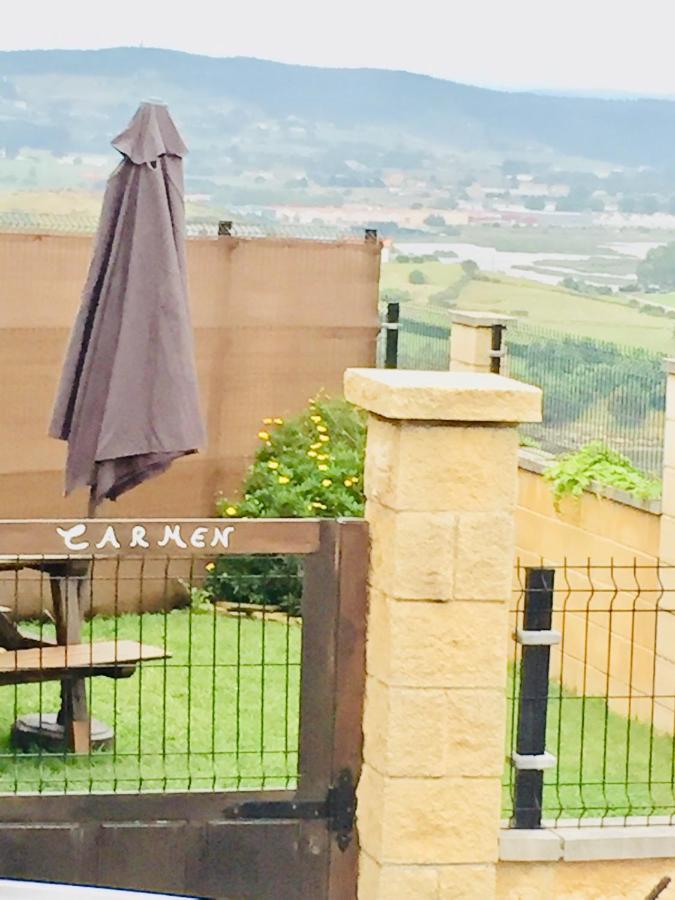 סואנסס Apartamentos Casa Carmen מראה חיצוני תמונה