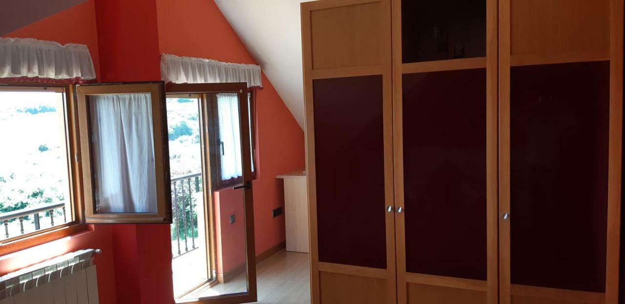 סואנסס Apartamentos Casa Carmen מראה חיצוני תמונה